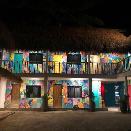 Way Shack Hostel Oslob Exterior photo